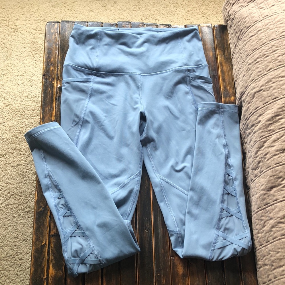 VS knockout leggings